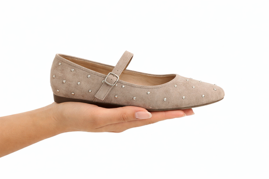 MANOLETINA TACHAS CAMEL