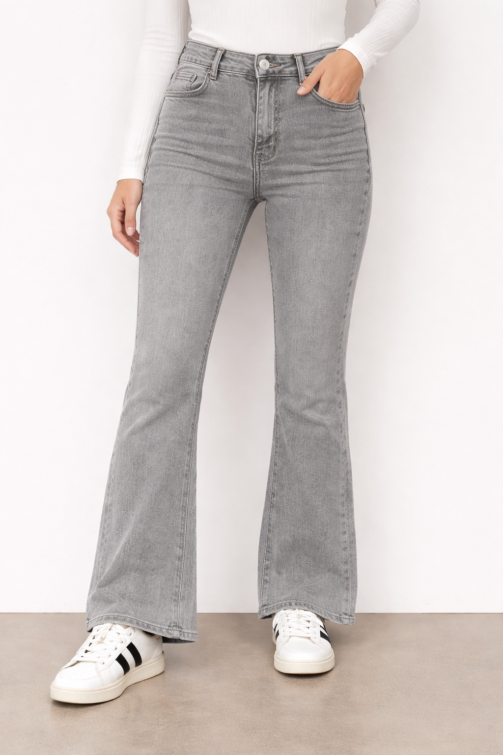 JEANS 6577 FLARE GRIS